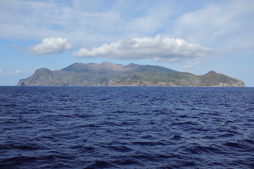 口永良部島全景の写真