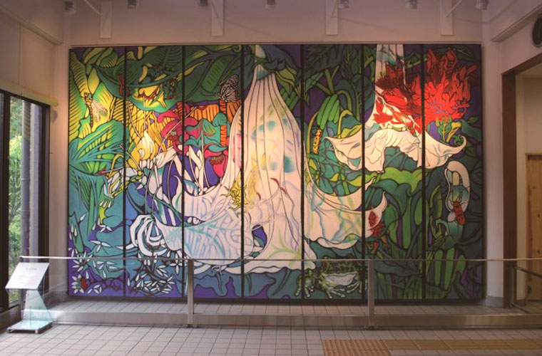 玄関入口の壁画 ~ 花虫戯曲 ~