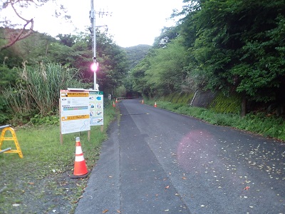 東仲間入口の様子